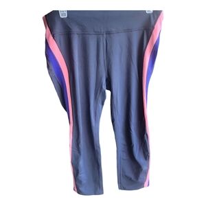 Gap athletic sixe L